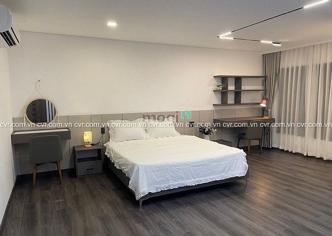 Hình ảnh Biệt thự cho thuê 4 phòng ngủ, có hồ bơi, Giá 2000$/tháng