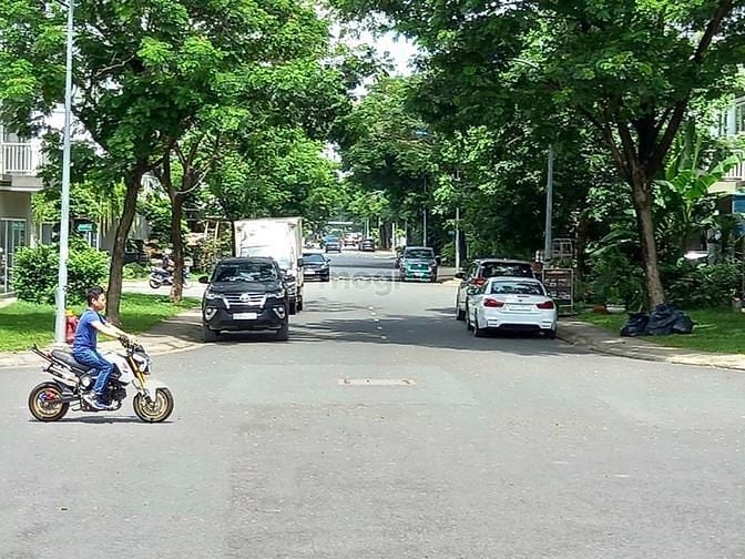 Hình ảnh Nhà Compound Park Riverside Liên Phường Q9 cơ bản hoặc full nội thất.