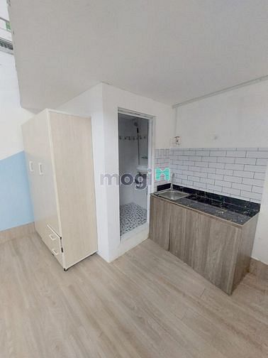 Hình ảnh Căn Hộ Duplex Gác Cao 1m7 Rộng 40m² Ban Công Ngay BV thống nhất