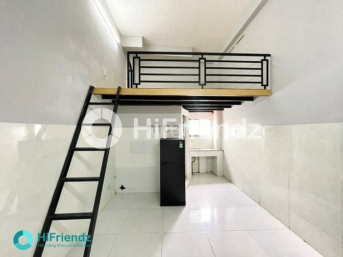 Hình ảnh CHDV rộng rãi, cửa sổ thoáng mát, có nội thất, ngay E-town, lotte mart