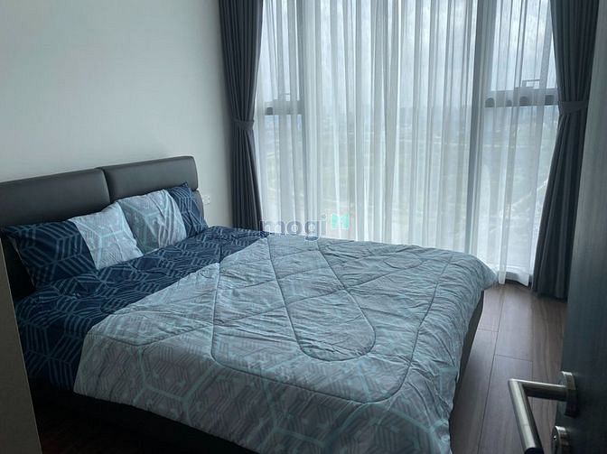 Hình ảnh Nhà mang nội thất đơn giản, tinh tế, view cao tầng thoáng mát