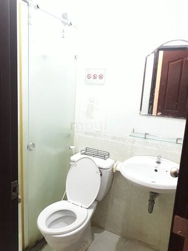 Hình ảnh hẻm 6m hoàng văn thụ,Có thang máy,Ban công,view đẹp, gió lộng