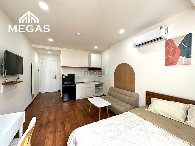 Hình ảnh Studio cửa sổ trời đầy đủ nội thất ngay bên cạnh E.TOWN Cộng Hòa