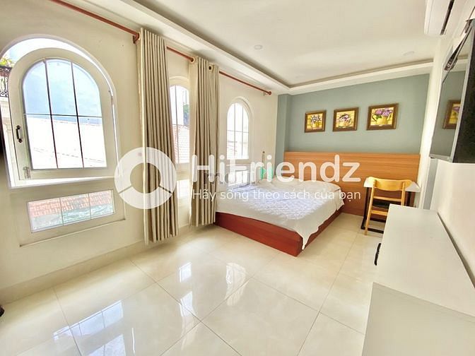 Hình ảnh CHDV Siêu Đẹp Gần Sân Bay, Có Dịch Vụ Thay Ga Và Vệ Sinh Phòng