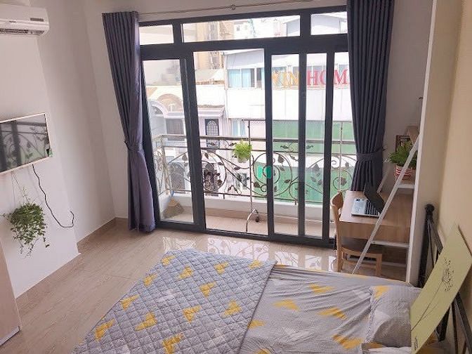 Hình ảnh STUDIO balcony 30m2 full nôị thất - thang máy - gần Phan Xích Long