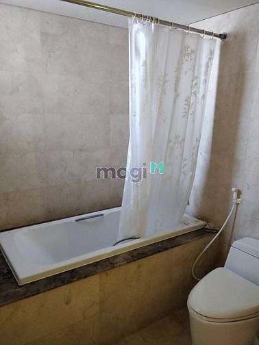 Hình ảnh Cần cho thuê CC Everrich Infinity Lê Đại Hành Q.11. DT 120m2, 3P, 2WC,