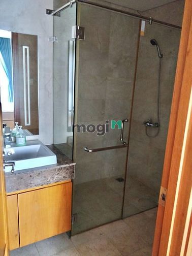 Hình ảnh Cần cho thuê CC Everrich Infinity Lê Đại Hành Q.11. DT 120m2, 3P, 2WC,