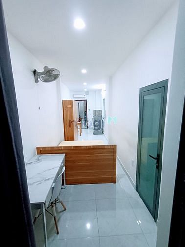 Hình ảnh 🌳Ban công thang máy hầm xe Studio siêu rẻ cho sv tại phú nhuận