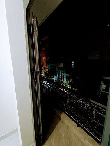 Hình ảnh 🌳Ban công thang máy hầm xe Studio siêu rẻ cho sv tại phú nhuận
