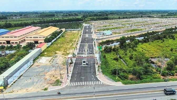 Hình ảnh Bán đất Lago MT đường 830 bến lức Long An