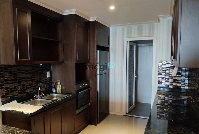 Hình ảnh Cần cho thuê CC Leman Q.3. DT 120m2, 3p, 2wc. NT. Giá chỉ 17tr