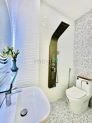Hình ảnh HÀNG NÓNG nhà Đề Thám Q1 59m2 chỉ 2tỷ7 HXH