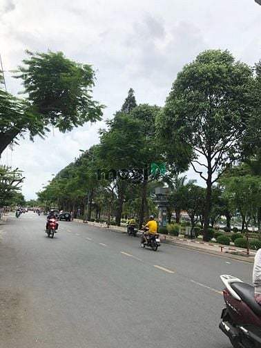 Hình ảnh Đất Ngộp Sát D2 Hẽm Oto Đỗ Trước Đất Thích Hợp Xây CHDV Khu Xây 6 Tầng