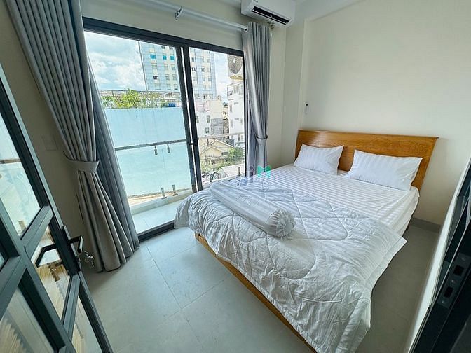 Hình ảnh Căn Hộ  ban công mới 1PN+ bếp Khách Riêng Full Nt Gần Cv Lê Văn Tám