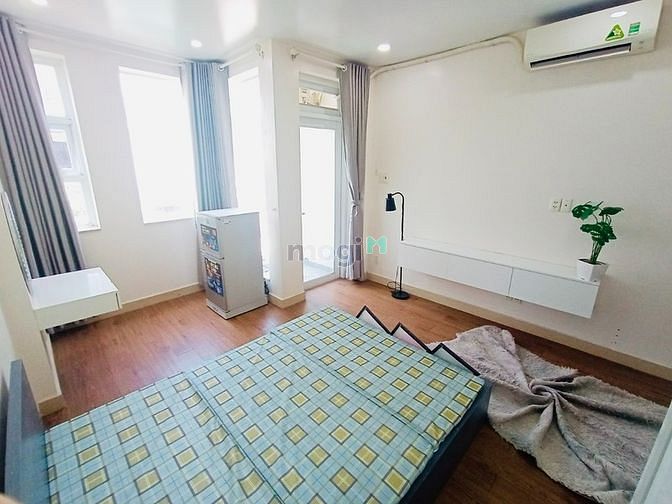 Hình ảnh Studio Ban Cong Full Nội Thất Zá Hạt Dẻ