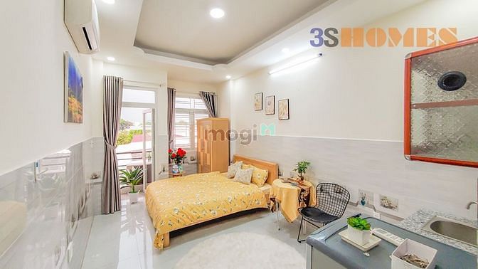 Hình ảnh CHDV Ban Công + FULL Nội Thất_ cách sân bay chỉ 500M_ Giá ưu đãi