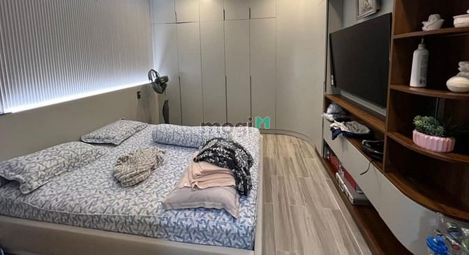 Hình ảnh Bán Mb6623 nạp rút nhanh chóng THE GOLD VIEW Q4, 92m2 chỉ 2Tỷ398