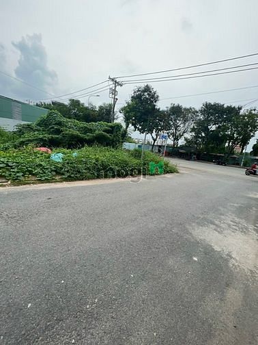 Hình ảnh Chính chủ bán lô đất trung tâm Quận 2 đường Lâm Quang Ky. DT 80m2. SHR