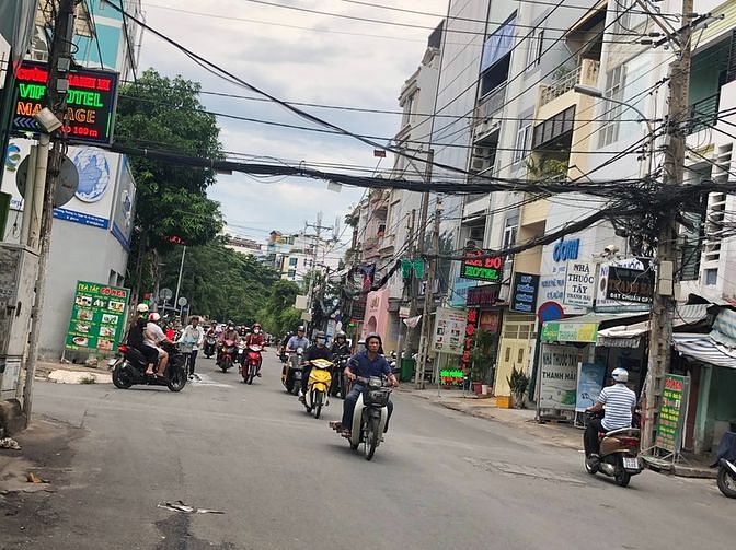 Hình ảnh Nhà HXH  CMT8 Cho Thuê Giá Rẻ Liên Hệ Vân