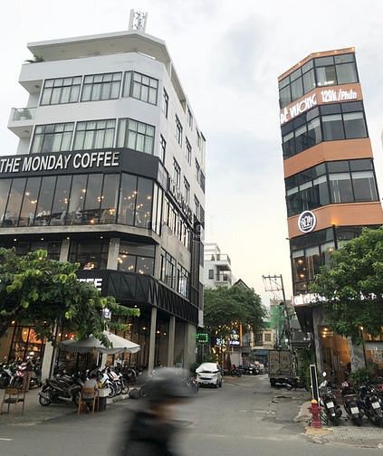 Hình ảnh Nhà 2L 30m Ra Mặt Tiền Phan Văn Trị Khu VIP Cityland Vicome 2.45Tỷ
