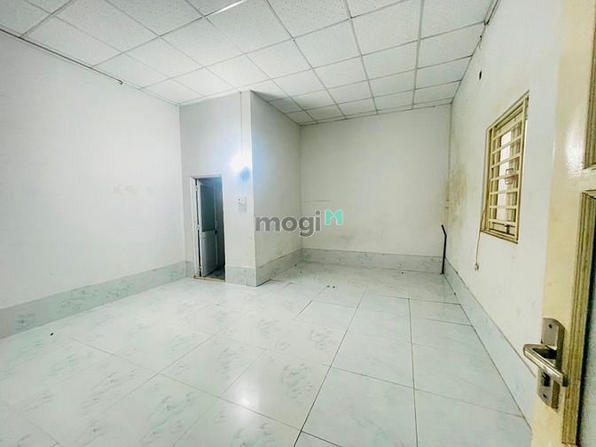 Hình ảnh Nhà Rộng Chà Bá Luôn 260m2 Có Thêm 3 phòng Ngủ Đường Hà Huy Giáp Q12