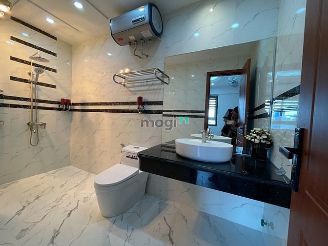 Hình ảnh GĐ bán CHCC 4PN tại 187 Nguyễn Lương Bằng, DT: 132M2, 4PN,... Xem Thêm
