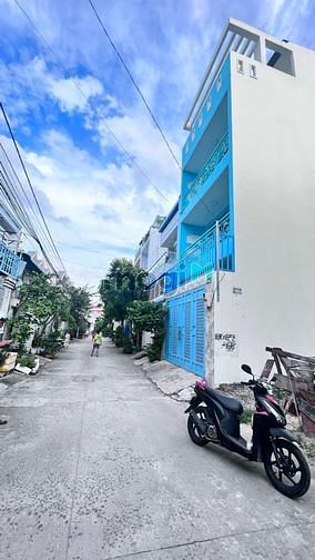Hình ảnh Bán đất gần ngã tư ga.hẻm 6m.hà huy giáp vào 1/ ngắn