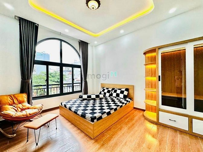 Hình ảnh Lên sóng cặp siêu phẩm nhà phố cổ điển.