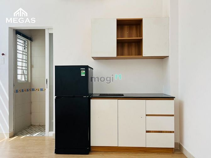Hình ảnh CHDV gần cầu SG- Mega Mall- Khu Thảo Điền, quận 2