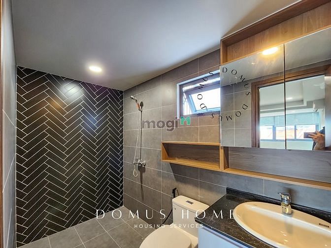 Hình ảnh 1 Phòng ngủ, ban công, mới tinh tại KDC Him Lam