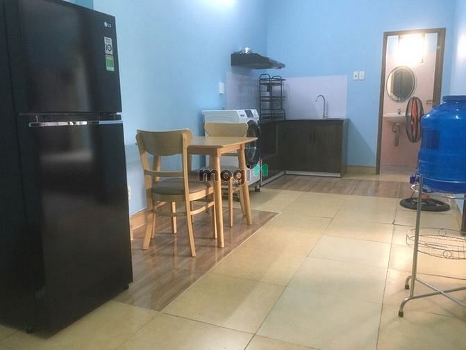 Hình ảnh Cho thuê phòng CMT8, Q.3 đối diện CV Lê Thị Riêng