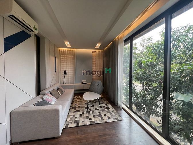 Hình ảnh Cho thuê biệt thự Hưng Thái Dt 305m, Giá 85tr/ tháng . PmH,Q7