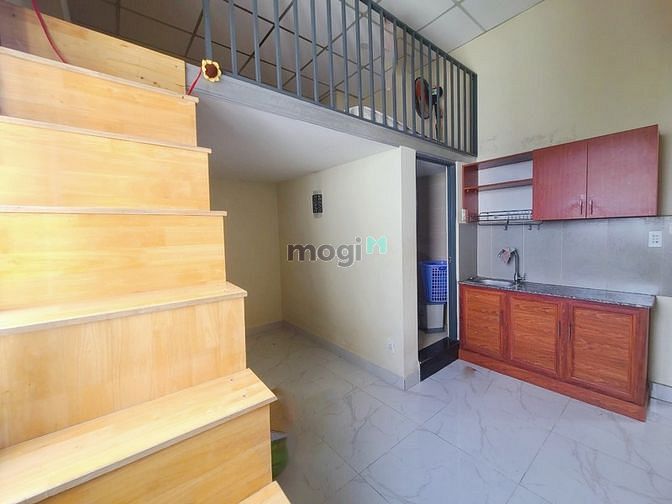 Hình ảnh CỬA SỔ THOÁNG, THANG MÁY 40m2_Full Nội Thất, Đường D1,D2