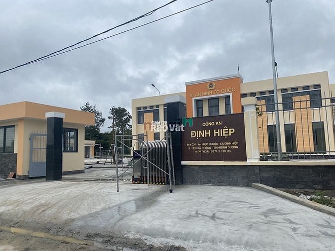 Hình ảnh Do chuyển công tác gấp nên cần bán 210m2, đường nhựa oto, gần chợ