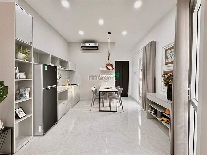 Hình ảnh Cho thuê CHDV ngay Etown Tân Bình sang xịn mịn