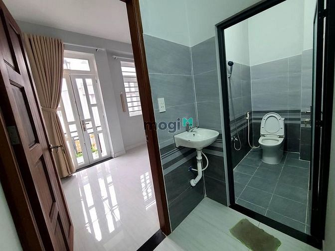 Hình ảnh Cô Năm bán nhà 1T1L Minh Phụng Q6 61m2 1tỷ140tr gần chợ