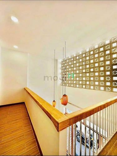 Hình ảnh NHÀ ĐẸP Ở NGAY đường Lê Văn Thịnh Q2 56m2 chỉ 2tỷ5 HXH