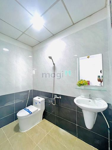 Hình ảnh Phòng Mới Xây Có Máy GIẶT RIÊNG Ngay ETOWN CỘNG HÒA