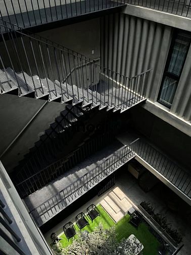 Hình ảnh The Sunset Duplex _ Chủ Nghĩa Minimalism Hiện Đại
