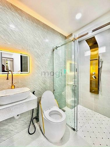 Hình ảnh Bể trái phiếu bán nhà XÓM CHIẾU Q4, 48m2 giá chỉ còn 1,65 tỷ
