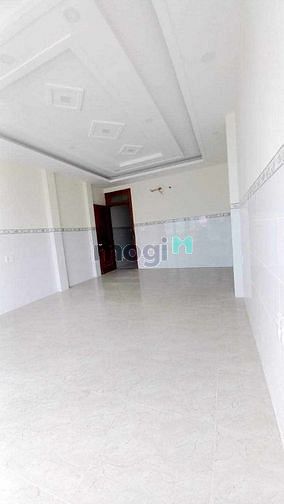 Hình ảnh Bán Gấp Nhà Mặt Tiền Kinh Doanh - 5 Tầng - Tạ Quang Bửu
