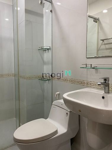 Hình ảnh 1 Phòng Ngủ Q1 có ban công, cửa sổ - 1 Bedroom Apartment District 1