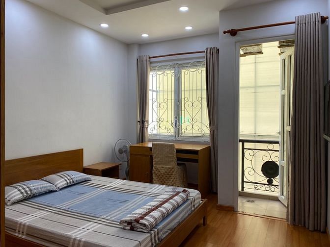 Hình ảnh 1 Phòng Ngủ Q1 có ban công, cửa sổ - 1 Bedroom Apartment District 1