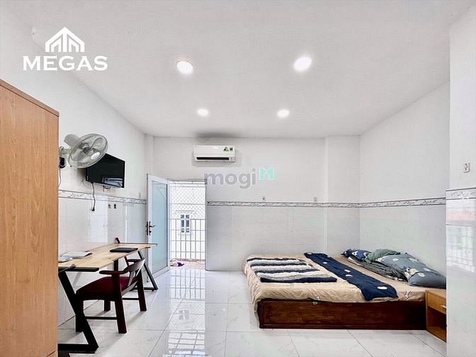 Hình ảnh Căn Hộ Cao cấp -Q8-ThgMáy-Bancol-30m2-Hầm xe to