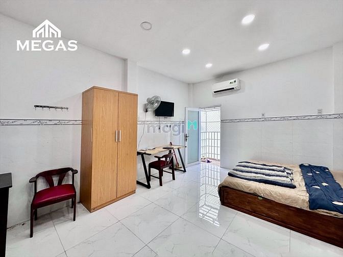 Hình ảnh Căn Hộ Cao cấp -Q8-ThgMáy-Bancol-30m2-Hầm xe to