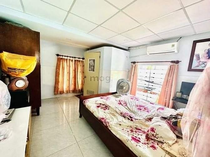 Hình ảnh Phan Văn Trị, P11, BÌNH THẠNH - 4.2 x 19 vuông vức (80m2) - KC:1T1L SH