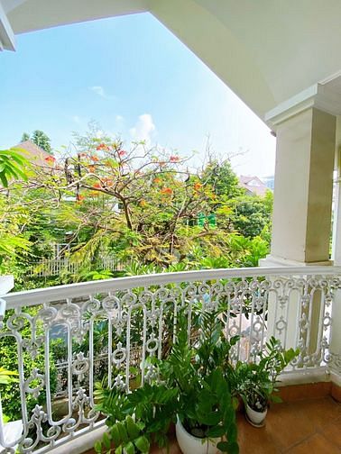 Hình ảnh Chi thuê Biệt thự Nam Long 1, dt:380m2, nhà đẹp lung linh.