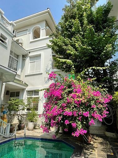 Hình ảnh Cho thuê biệt thự tứ lập Mỹ Gia 2 Phú Mỹ Hưng, Q7.