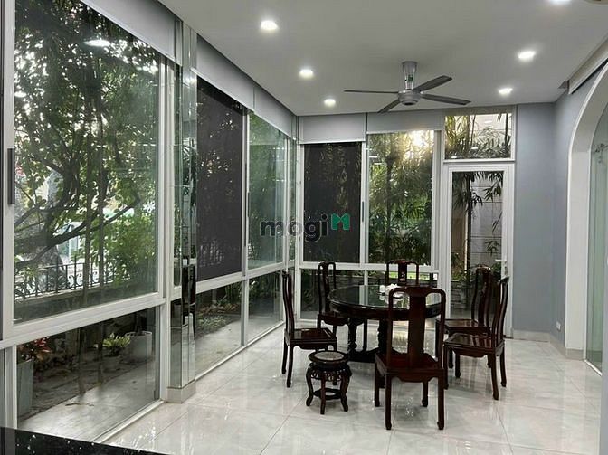 Hình ảnh Cho thuê biệt thự đơn lập 6PN Phú Gia, Phú Mỹ Hưng, Q7
