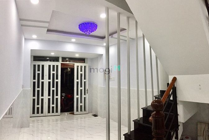 Hình ảnh Nhà Nguyên Căn Đường Âu Dương Lân,F3Q8 Dat 3,8mx11m, 1 Lầu,2 PN